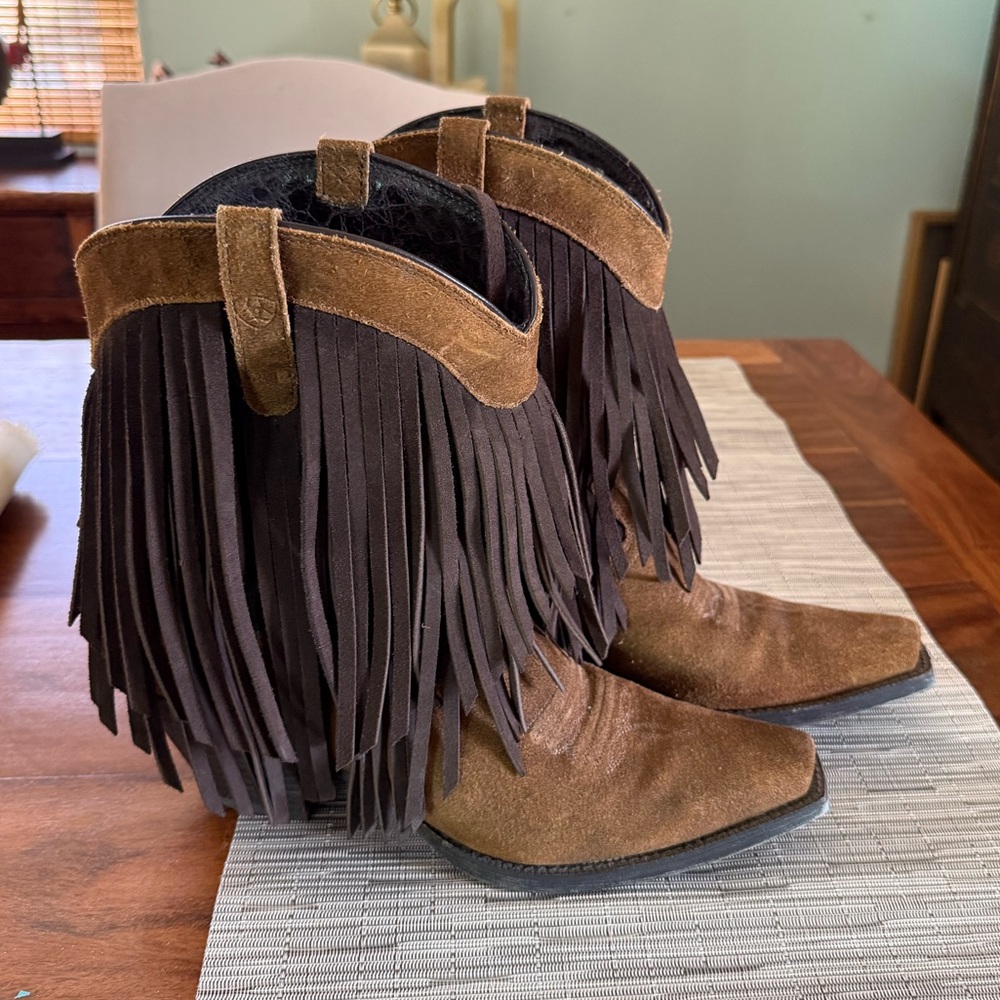 Ariat leather Fringe Cowboy Boots size 10B